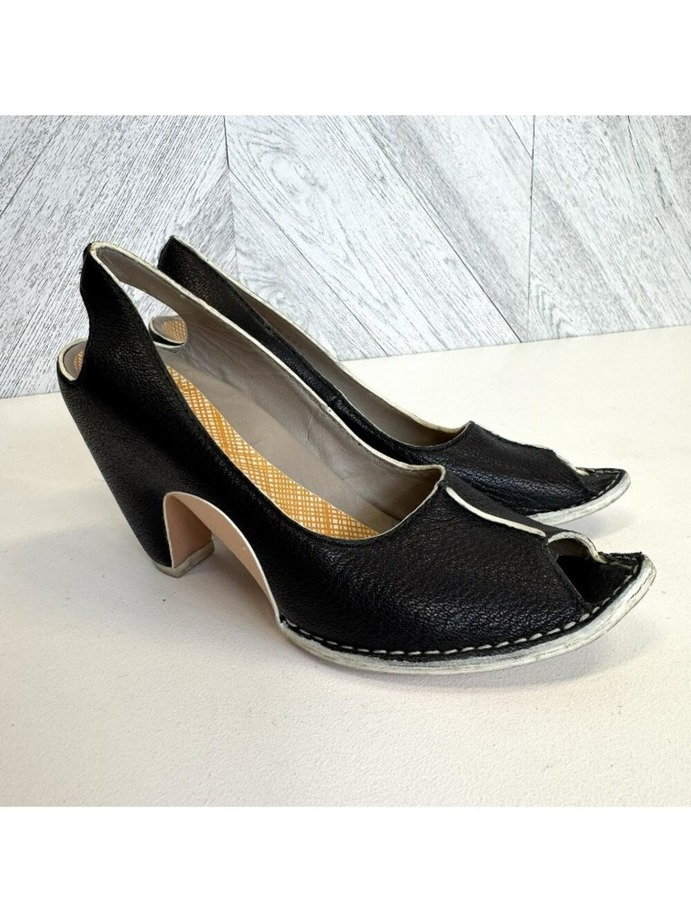 Camper Shoes Peep Toe Slingback Block Heel Black Pebbled Leather Size 36 US 6